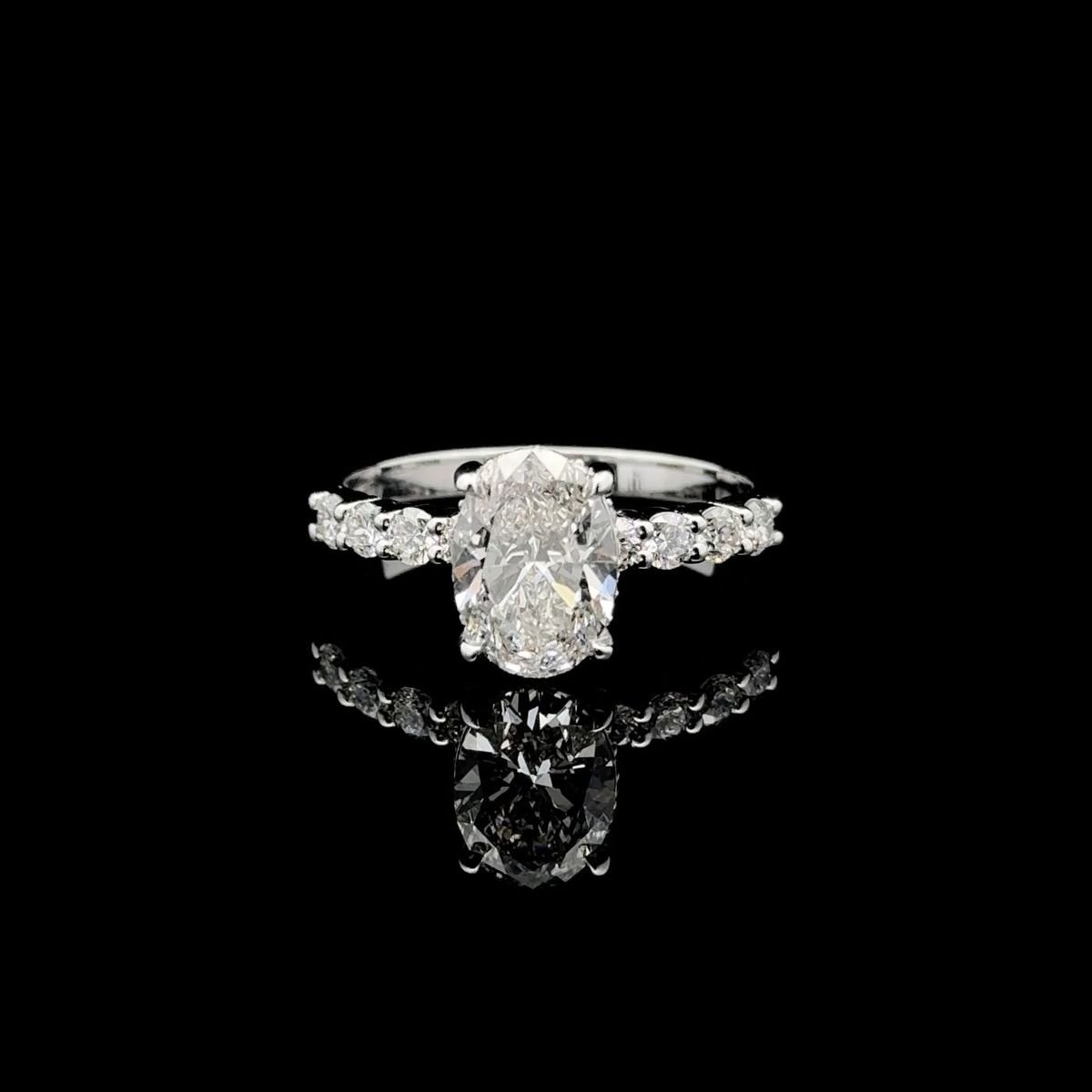 Amélie — Bague de fiançailles